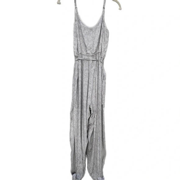 Dress Forum Black White Adjustable Straps Polkadot Jumpsuit Pockets Small - Picture 7 of 13